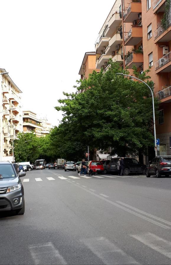 A Casa Di Robi Hotel Rome Exterior photo